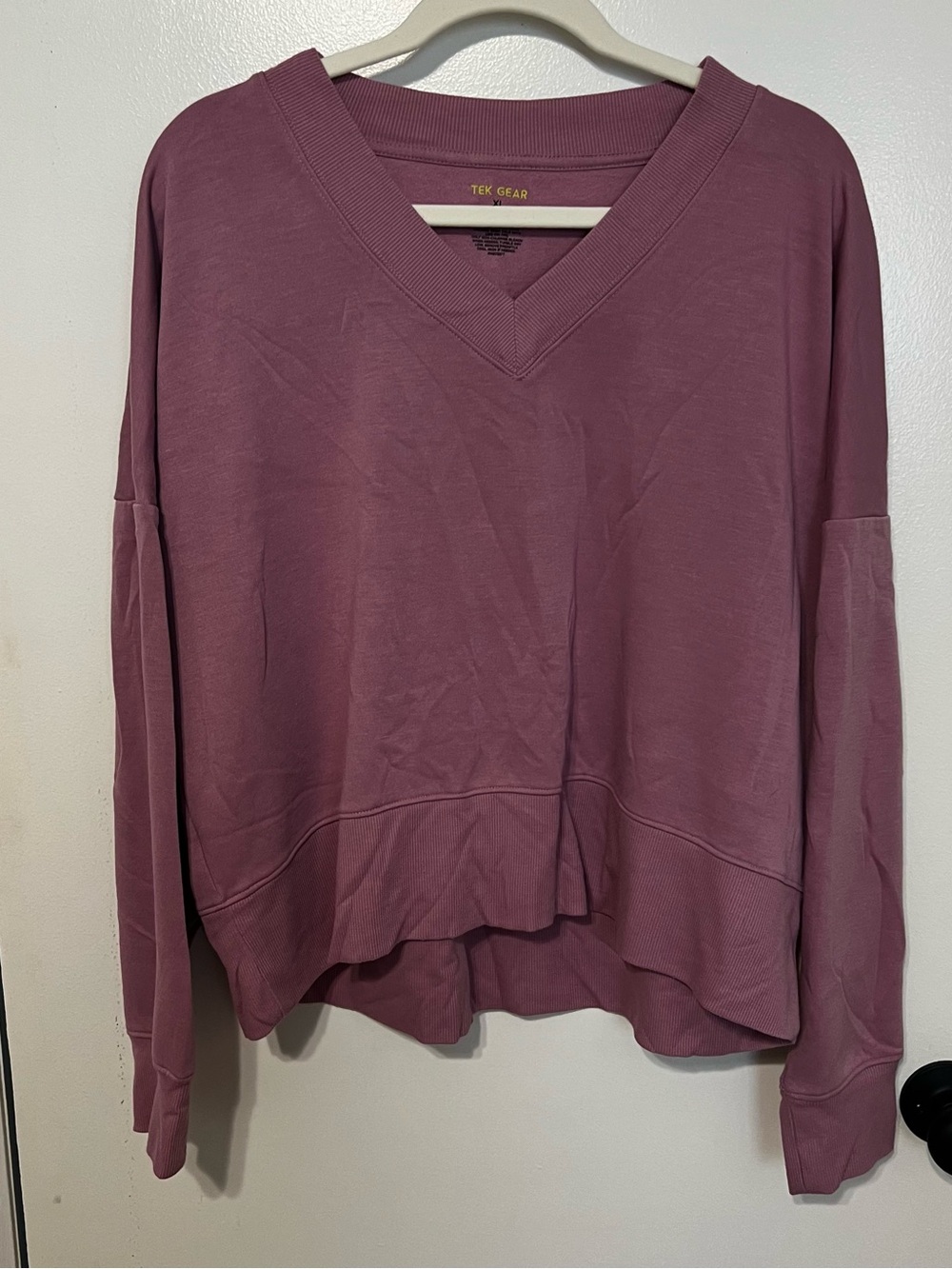 Tek Gear Women's V-Neck Pullover Sweatshirt - Dusty Rose